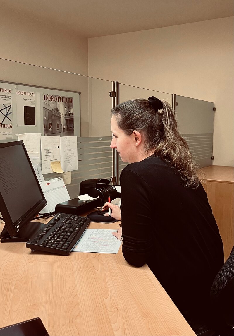 Filialleiterin Dorotheum Wallensteinstraße Jasmin Laimer