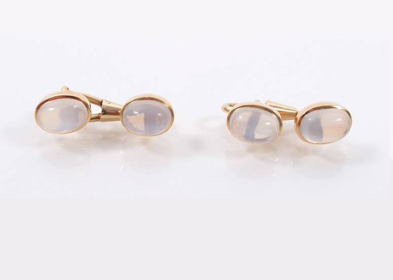 Manschettendoppelknöpfe mit Mondstein