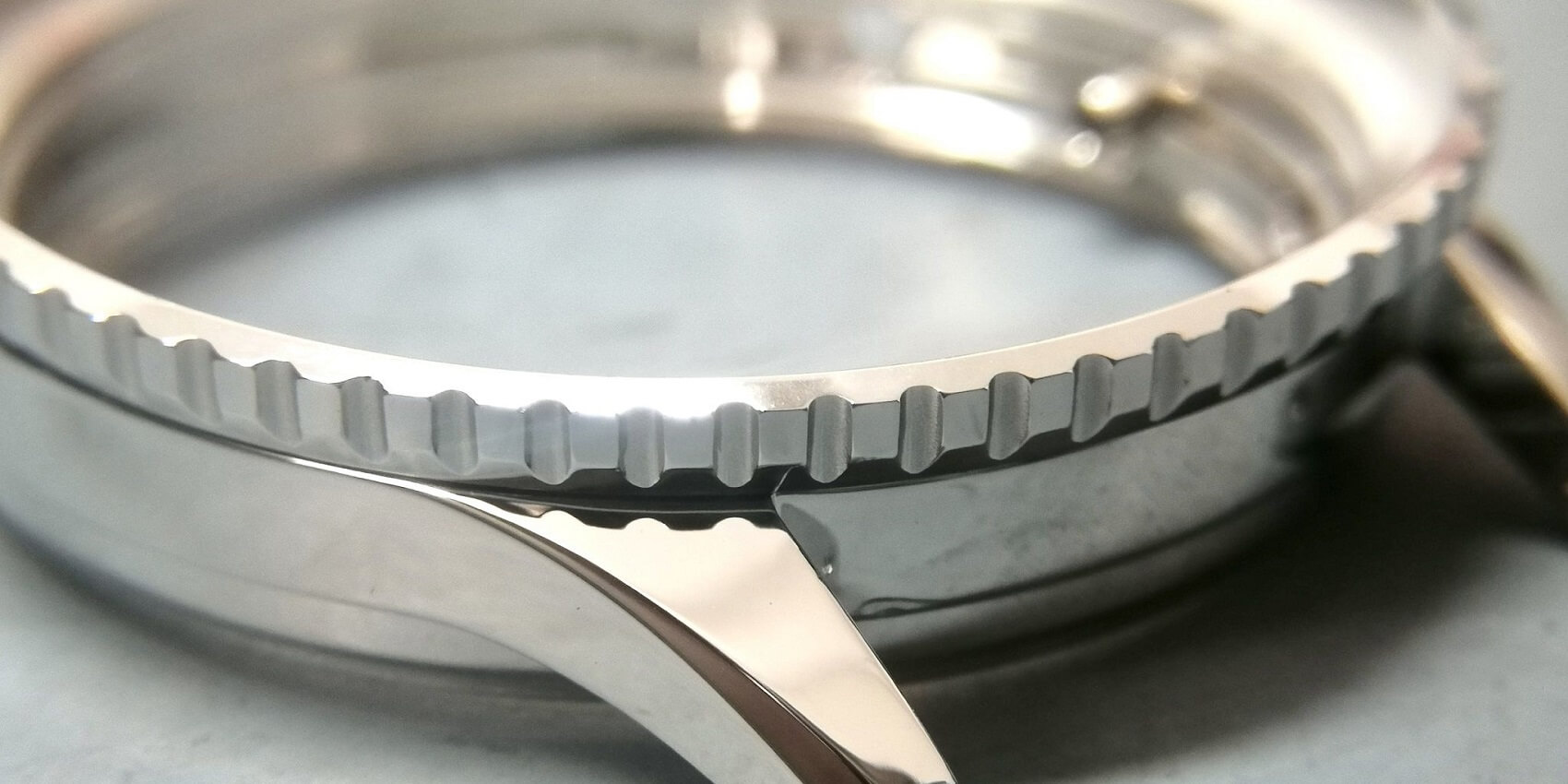 aufgearbeitetes Uhrengehäuse