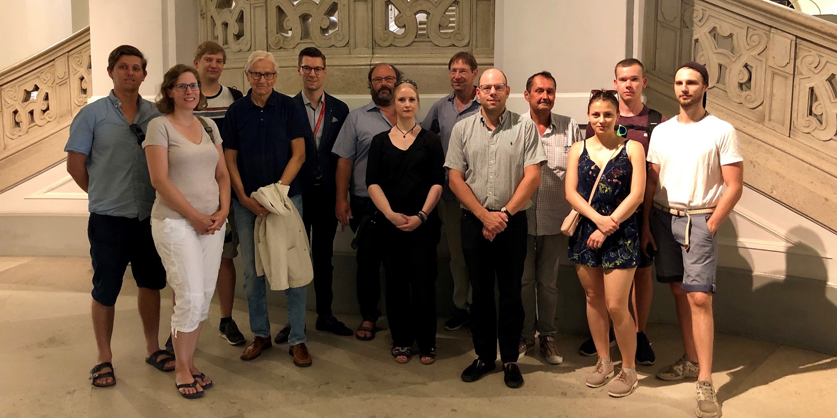 Mineralogie Kolleg:innen treffen auf Gemmologie Kolleg:innen